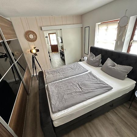 רוסטוק Ferienwohnung Am Strom מראה חיצוני תמונה